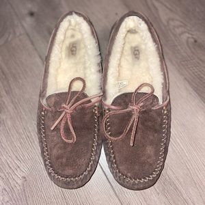 UGG Moccasin